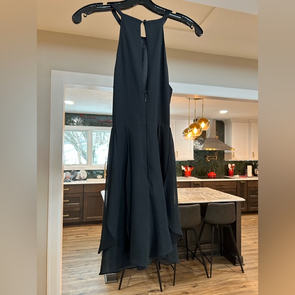 Little black dress - Picture 8 of 10